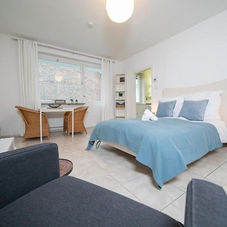 Apartment Blue - Zentral Und Gut Angebunden Düsseldorf Dış mekan fotoğraf