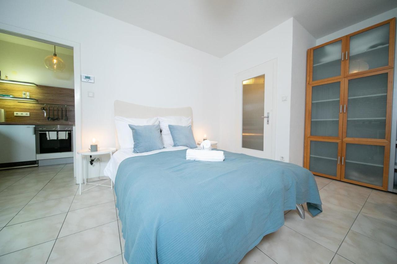 Apartment Blue - Zentral Und Gut Angebunden Düsseldorf Dış mekan fotoğraf