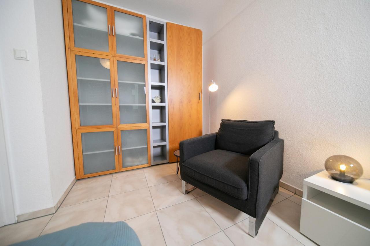 Apartment Blue - Zentral Und Gut Angebunden Düsseldorf Dış mekan fotoğraf